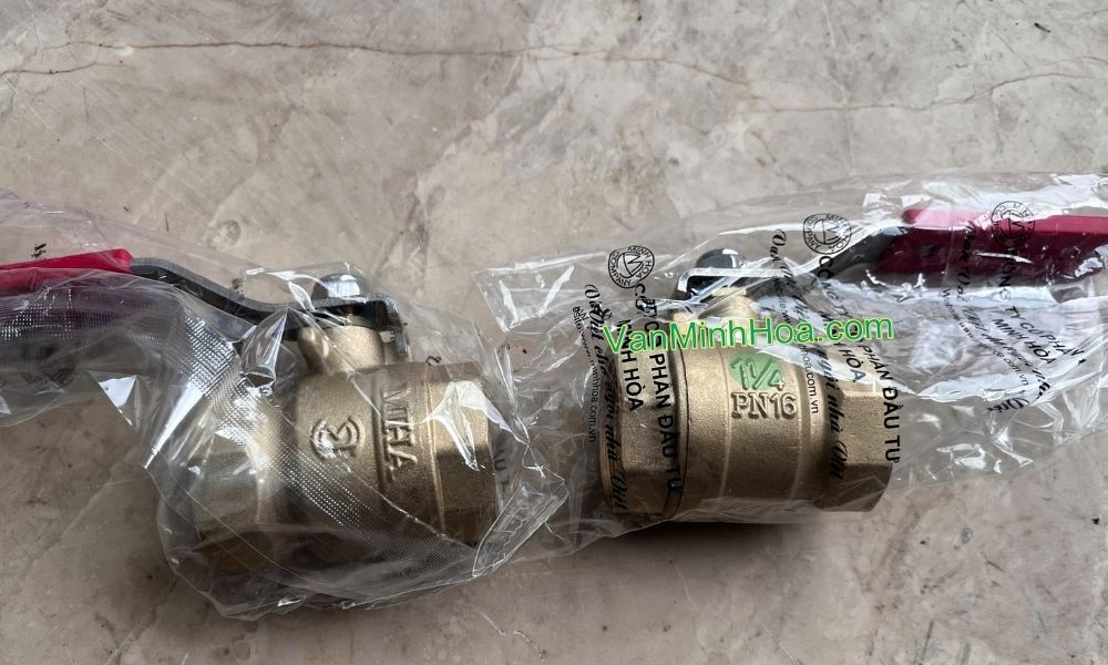 nhận diện van bi miha tay inox dn32