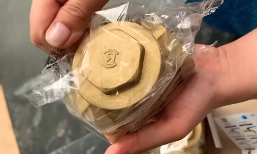 bao bì của van 1 chiều lá miha dn32