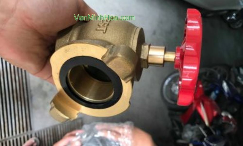 đầu ren của van góc cứu hỏa ren dn50