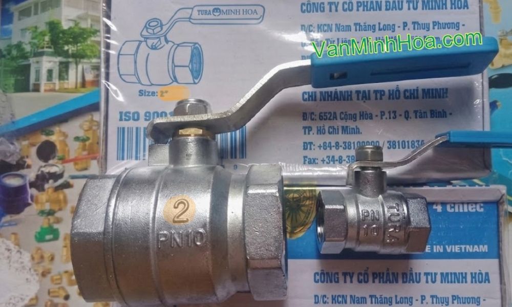 mặt trước và sau của van bi tura dn50